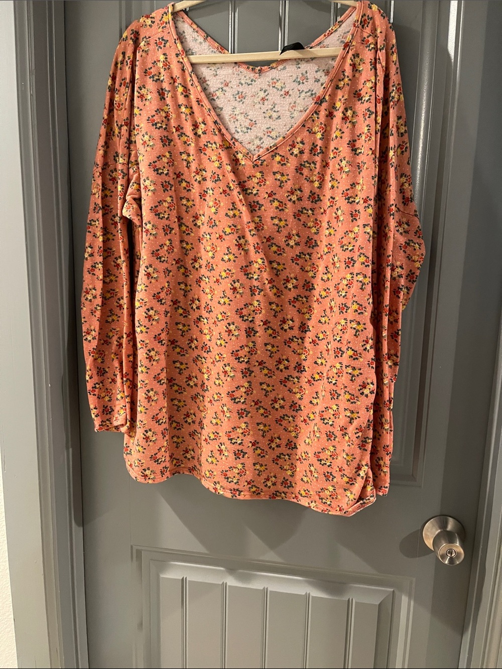 Agnes & Dora Coral Floral V-Neck Long Sleeve Top